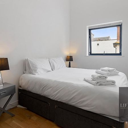 Smythen St, 2 Bed Apartment With Balcony Exeter Exterior photo